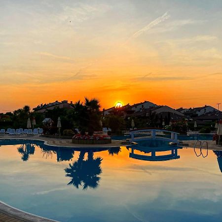 Green Apartment And Pools Desenzano del Garda Kültér fotó