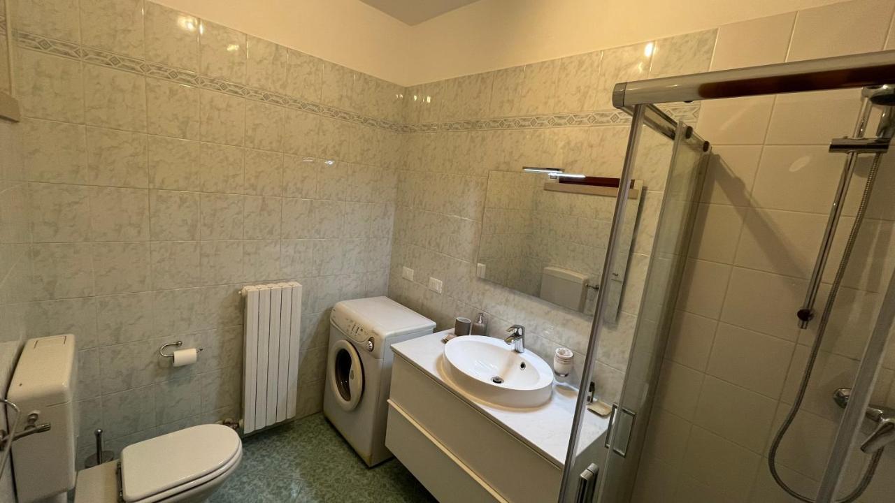 Green Apartment And Pools Desenzano del Garda Kültér fotó